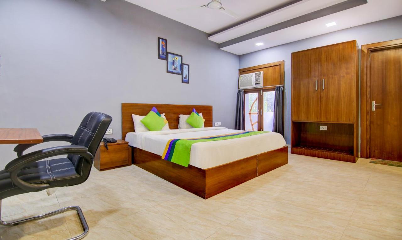 Treebo Trend Aashiyana Paradise Badshahpur Exterior foto