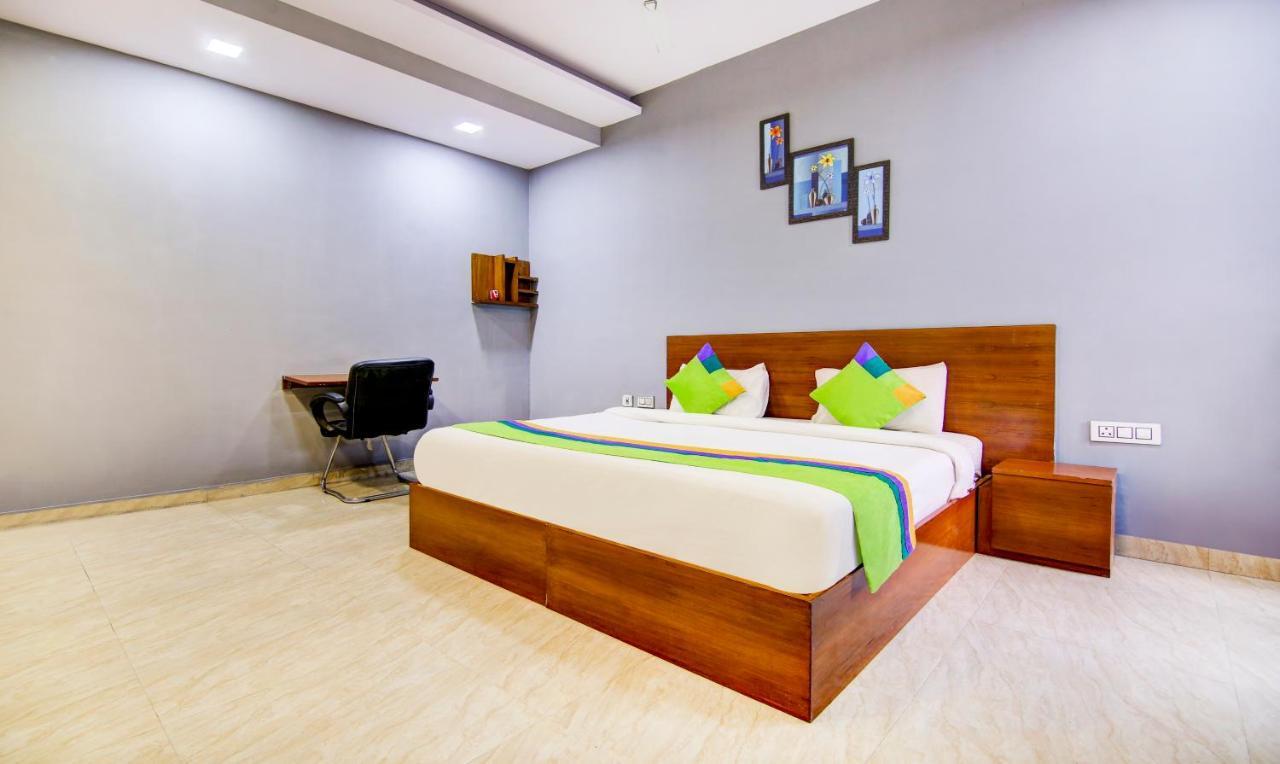 Treebo Trend Aashiyana Paradise Badshahpur Exterior foto